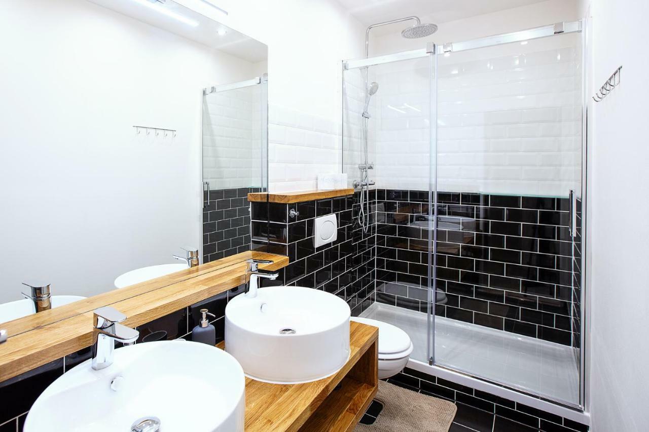 5Br 2Bath Family Apt 5Mins To Wenceslas Square Prag Eksteriør billede
